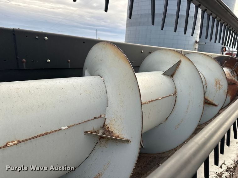 image for item DV0791 Massey Ferguson 8000 flex head