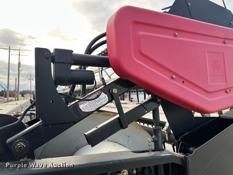 image for item DV0791 Massey Ferguson 8000 flex head