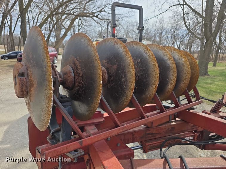 image for item DZ3956 Kewanee 1100 tandem disk