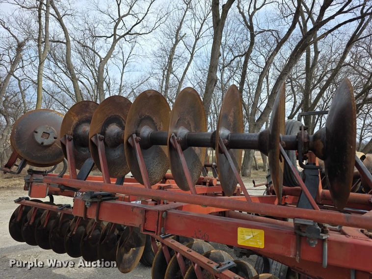 image for item DZ3956 Kewanee 1100 tandem disk