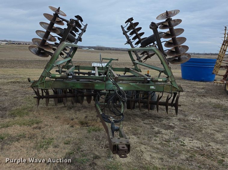 image for item DZ3957 John deere  235 double off-set disk