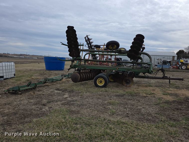 image for item DZ3957 John deere  235 double off-set disk