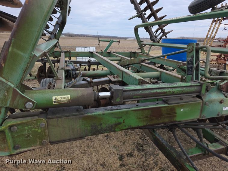 image for item DZ3957 John deere  235 double off-set disk