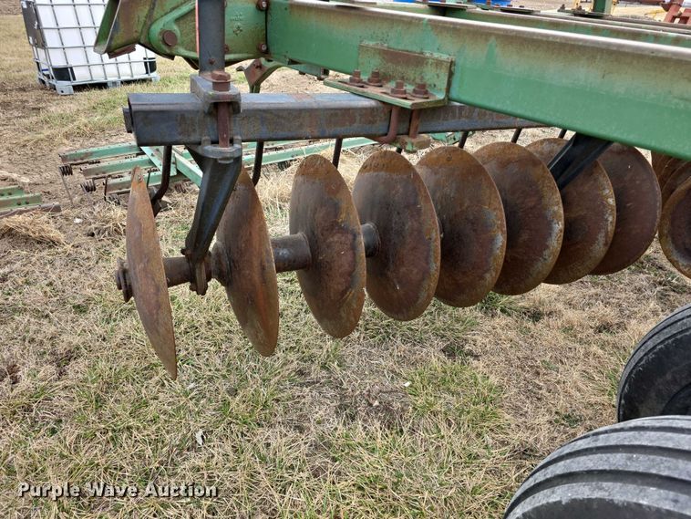 image for item DZ3957 John deere  235 double off-set disk