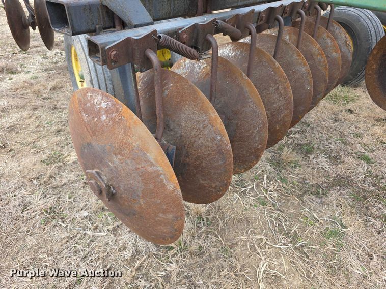 image for item DZ3957 John deere  235 double off-set disk