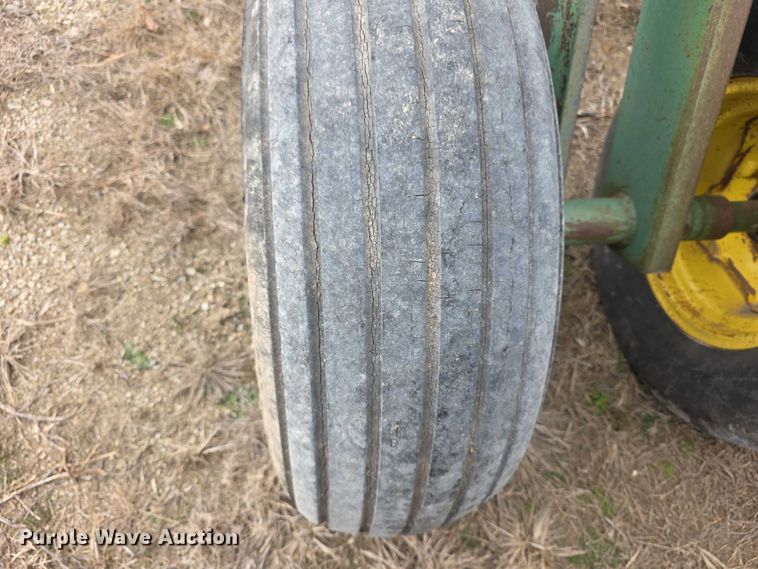 image for item DZ3957 John deere  235 double off-set disk