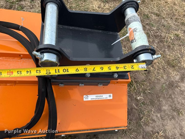 image for item DZ4354 2025 Wolverine GCI-32-48L skid steer flail mower