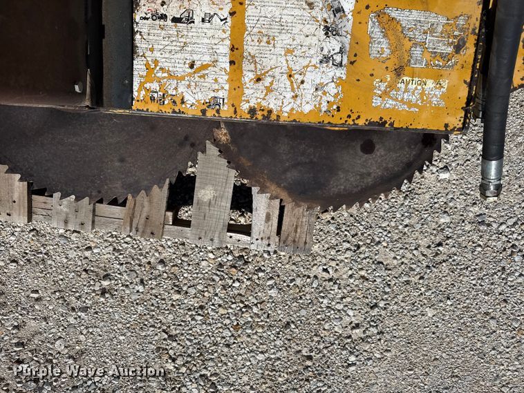 image for item DZ4389 Alamo Buzz bar side boom limb cutter