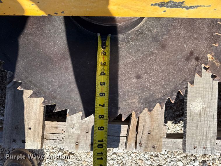 image for item DZ4389 Alamo Buzz bar side boom limb cutter