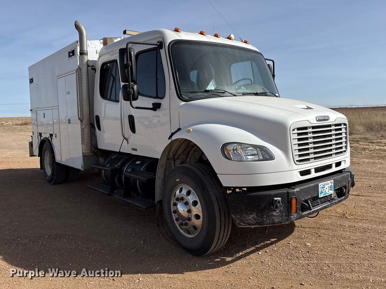 image for item DZ5029 2009 Freightliner Business Class M2 Crew Cab utility / service truck