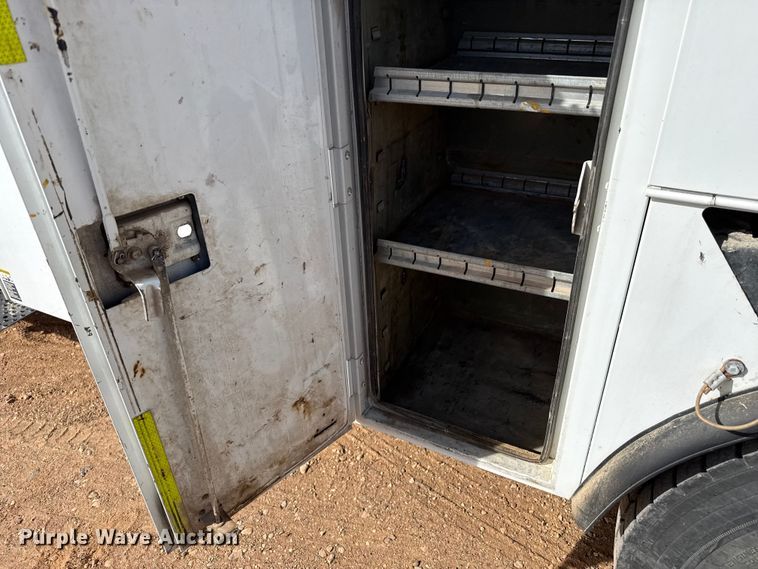 image for item DZ5029 2009 Freightliner Business Class M2 Crew Cab utility / service truck