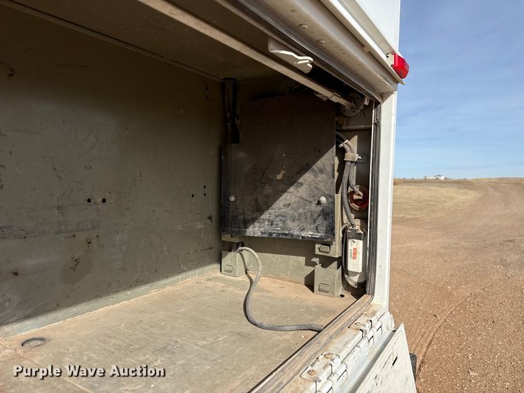 image for item DZ5029 2009 Freightliner Business Class M2 Crew Cab utility / service truck