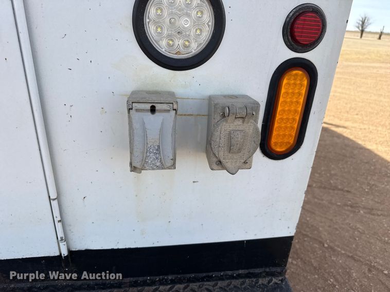 image for item DZ5029 2009 Freightliner Business Class M2 Crew Cab utility / service truck