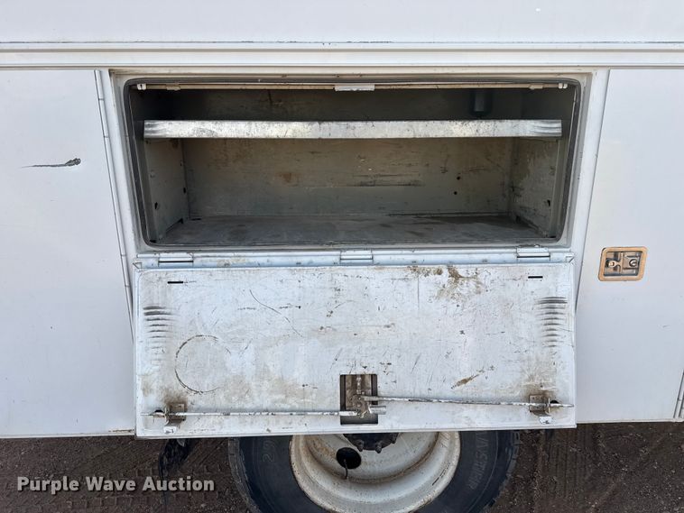 image for item DZ5029 2009 Freightliner Business Class M2 Crew Cab utility / service truck