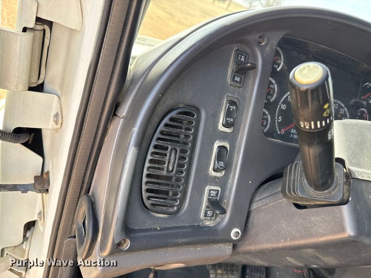 image for item DZ5029 2009 Freightliner Business Class M2 Crew Cab utility / service truck