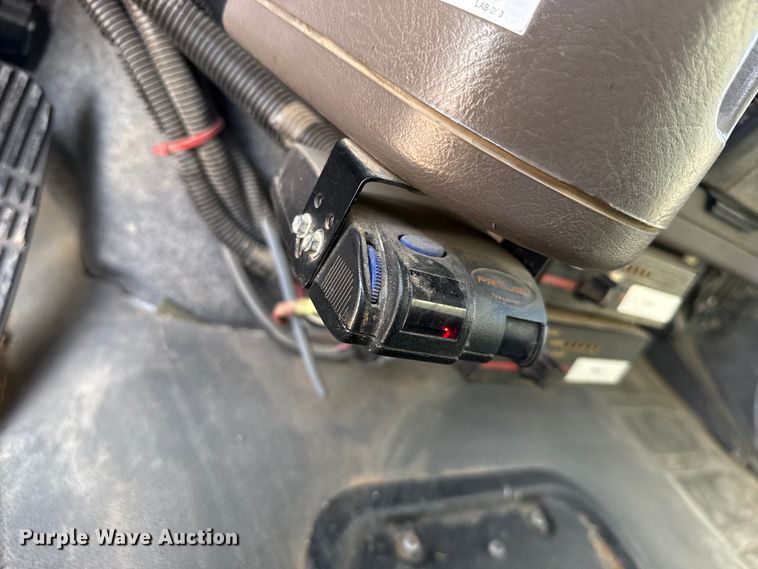 image for item DZ5029 2009 Freightliner Business Class M2 Crew Cab utility / service truck