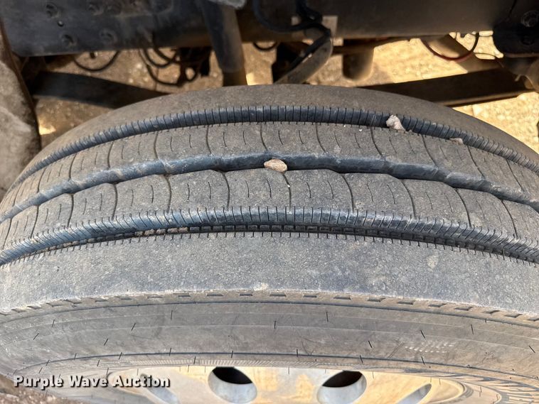 image for item DZ5029 2009 Freightliner Business Class M2 Crew Cab utility / service truck