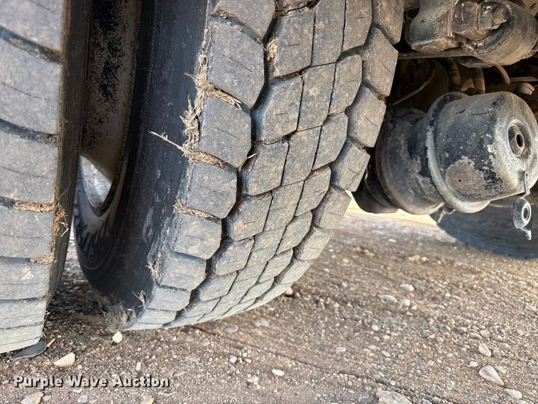 image for item DZ5029 2009 Freightliner Business Class M2 Crew Cab utility / service truck