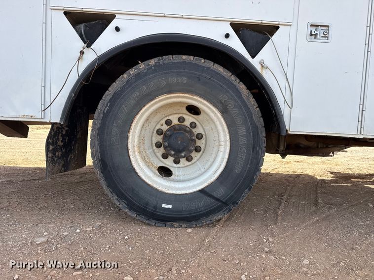 image for item DZ5029 2009 Freightliner Business Class M2 Crew Cab utility / service truck