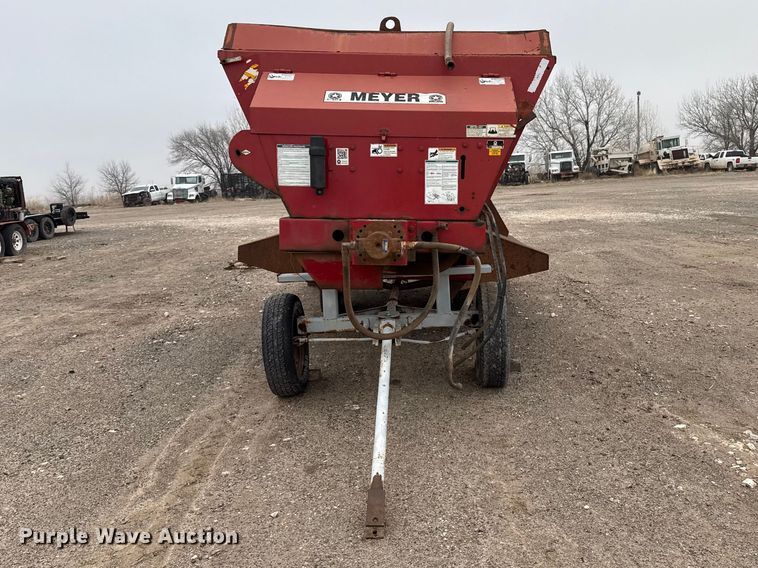 image for item DZ5161 Meyer V-Force 7500 manure spreader