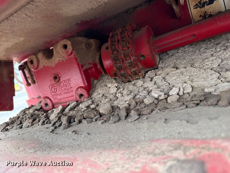 image for item DZ5161 Meyer V-Force 7500 manure spreader