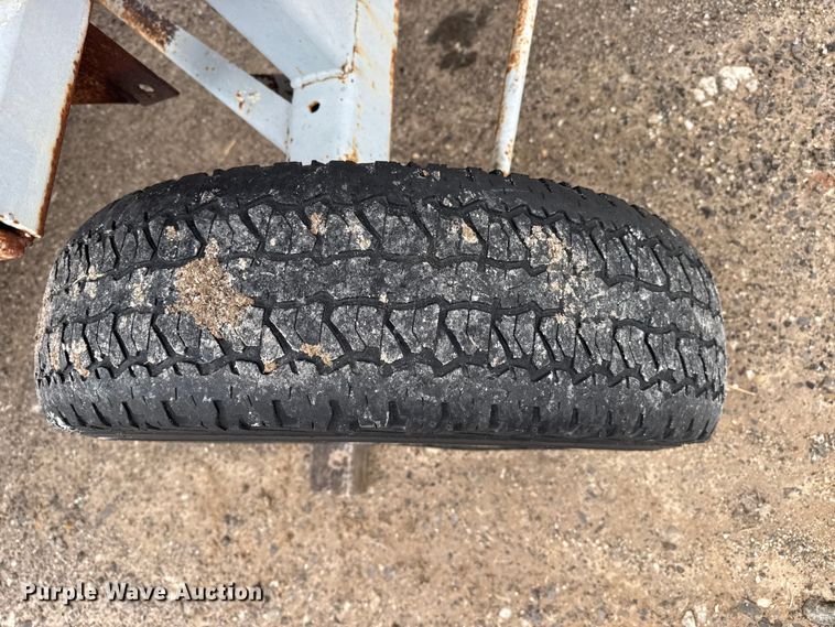 image for item DZ5161 Meyer V-Force 7500 manure spreader