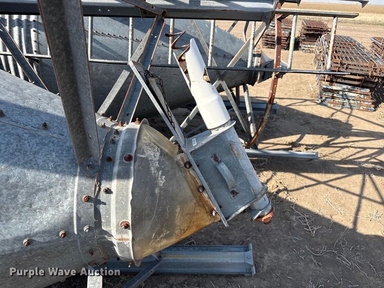 image for item DZ5246 Grain bin