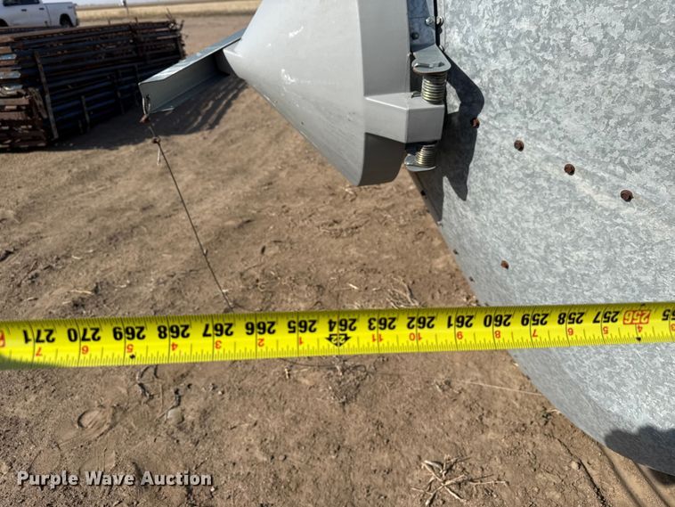 image for item DZ5246 Grain bin