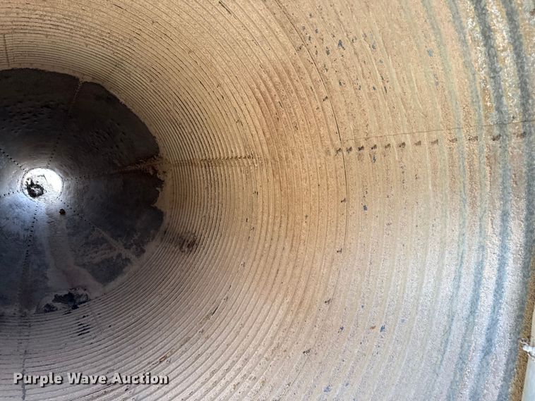 image for item DZ5246 Grain bin