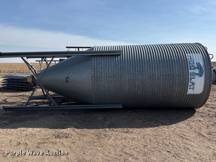 image for item DZ5247 Grain bin