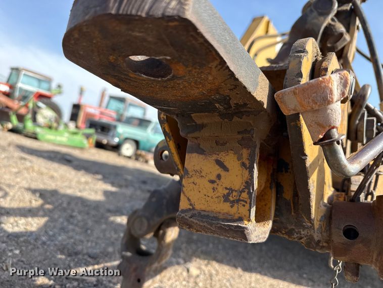 image for item DZ5248 Woods 3180 batwing rotary mower