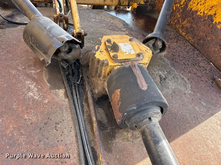 image for item DZ5248 Woods 3180 batwing rotary mower