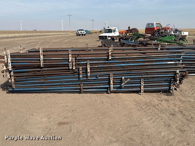 image for item DZ5250 (40) livestock panels