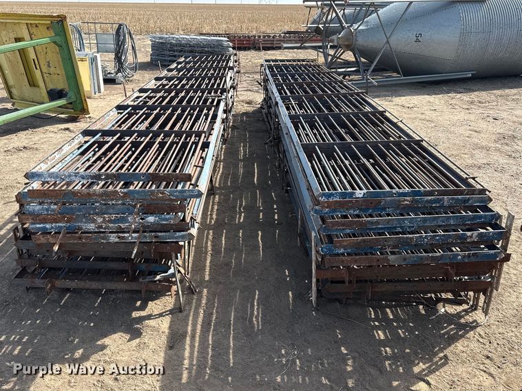 image for item DZ5251 (32) livestock panels