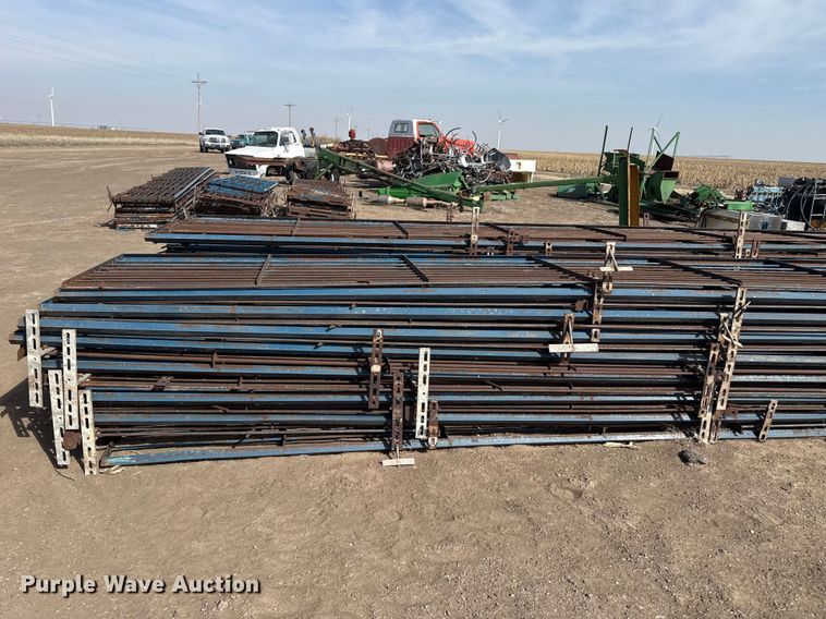 image for item DZ5251 (32) livestock panels