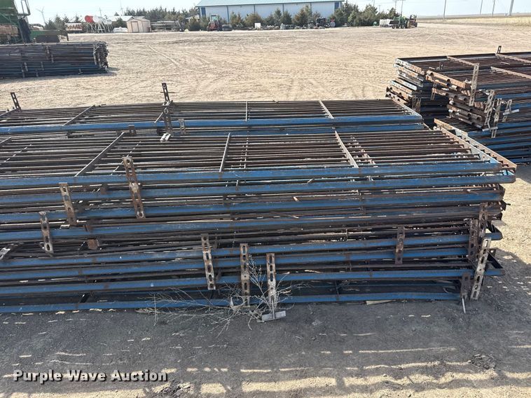 image for item DZ5251 (32) livestock panels