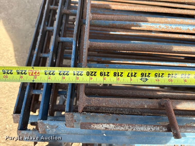 image for item DZ5251 (32) livestock panels