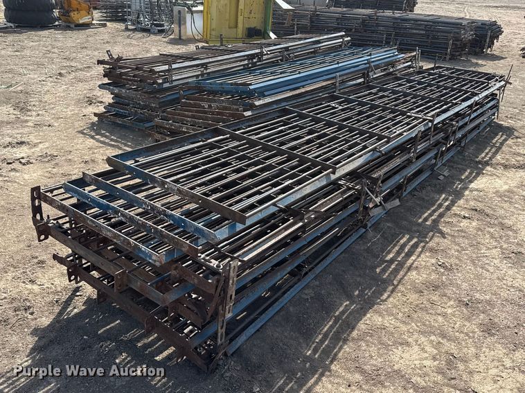 image for item DZ5252 (39) livestock panels