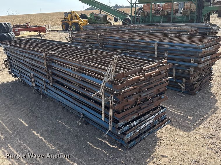 image for item DZ5254 (40) livestock panels