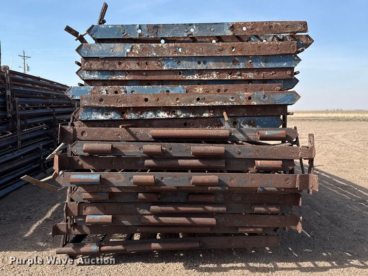 image for item DZ5254 (40) livestock panels