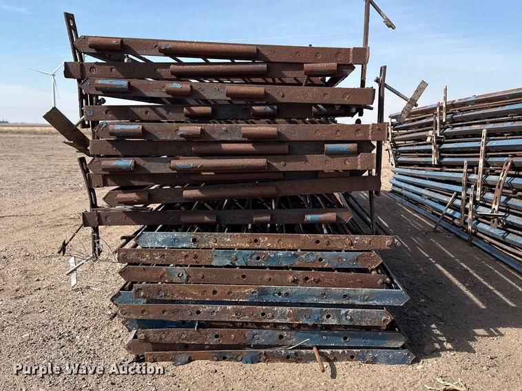 image for item DZ5254 (40) livestock panels