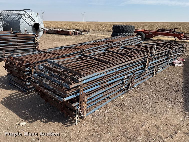 image for item DZ5255 (32) livestock panels