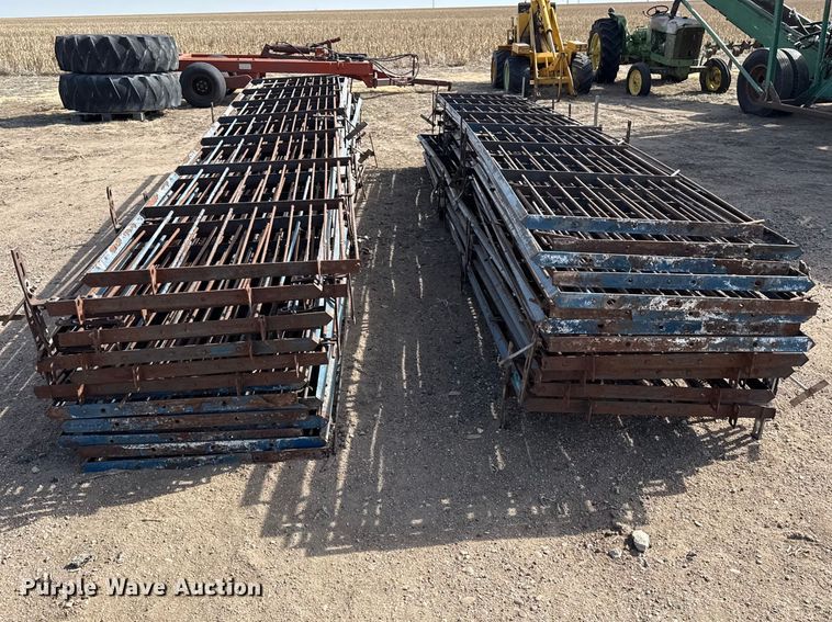 image for item DZ5255 (32) livestock panels