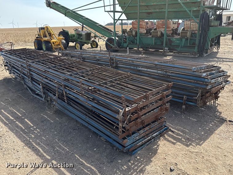 image for item DZ5255 (32) livestock panels