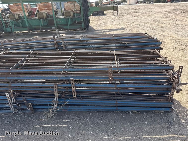 image for item DZ5255 (32) livestock panels