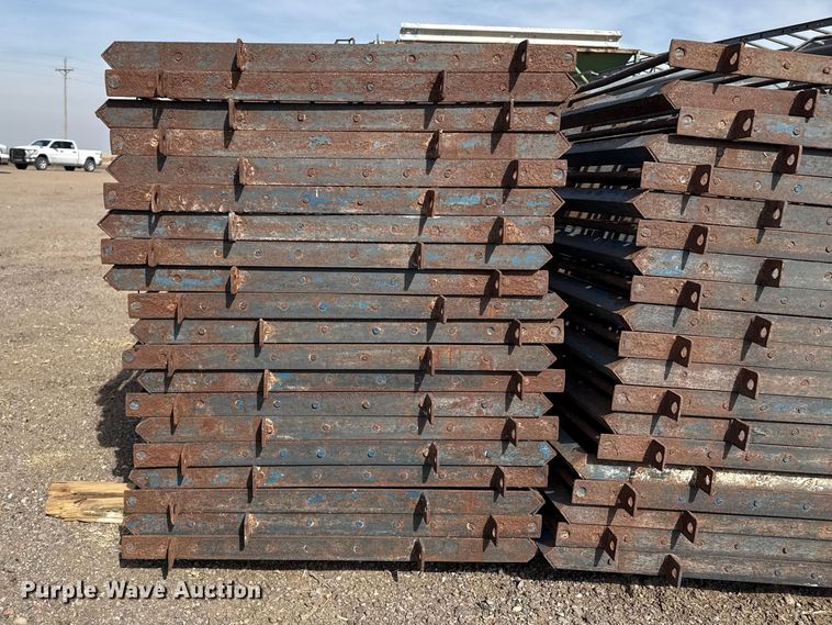 image for item DZ5256 (60) livestock panels