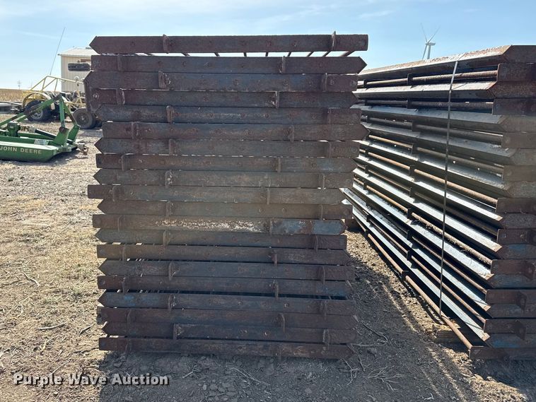 image for item DZ5256 (60) livestock panels