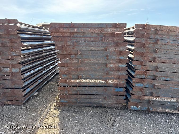 image for item DZ5256 (60) livestock panels