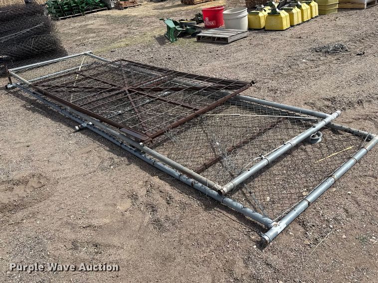 image for item DZ5257 Chain link fence