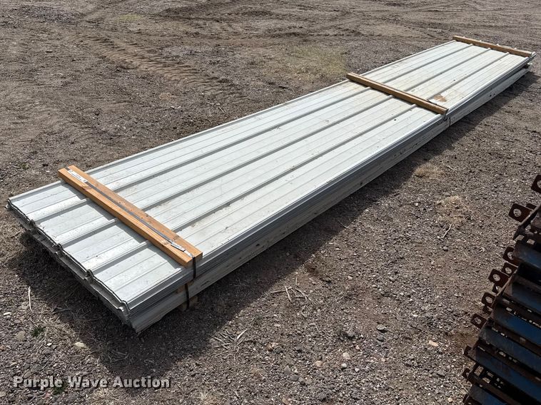 image for item DZ5258 (100) sheets of metal siding/roofing